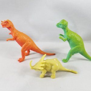 Lot of 3 Small Plastic Dinosaur Color Toy Figurines Styracosaurus Ceratosaurus